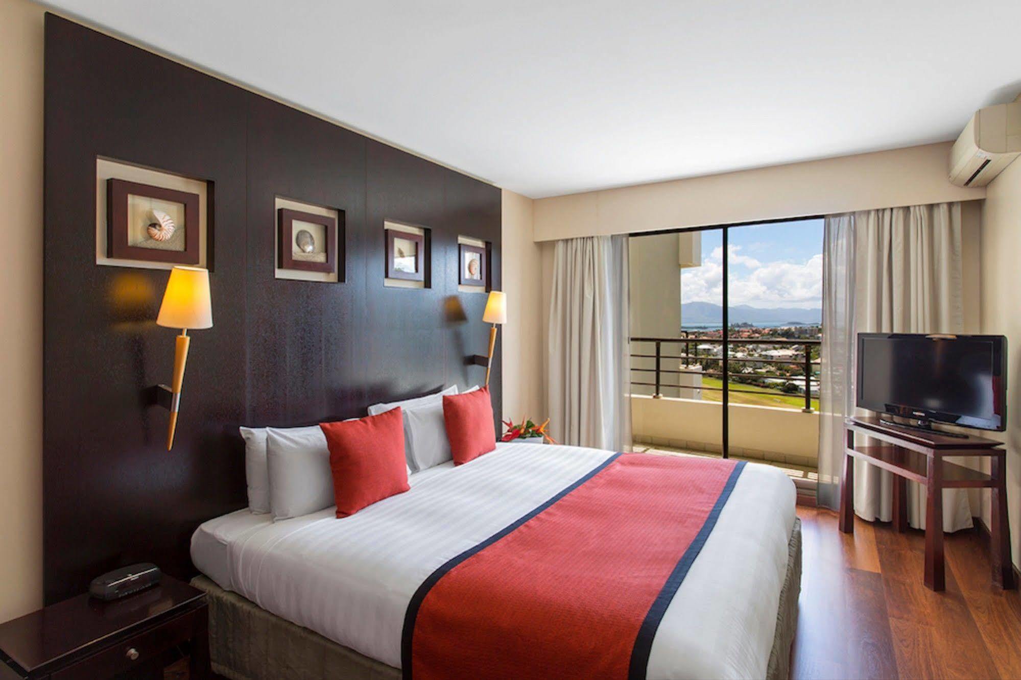 Ramada Hotel & Suites By Wyndham Noumea Luaran gambar
