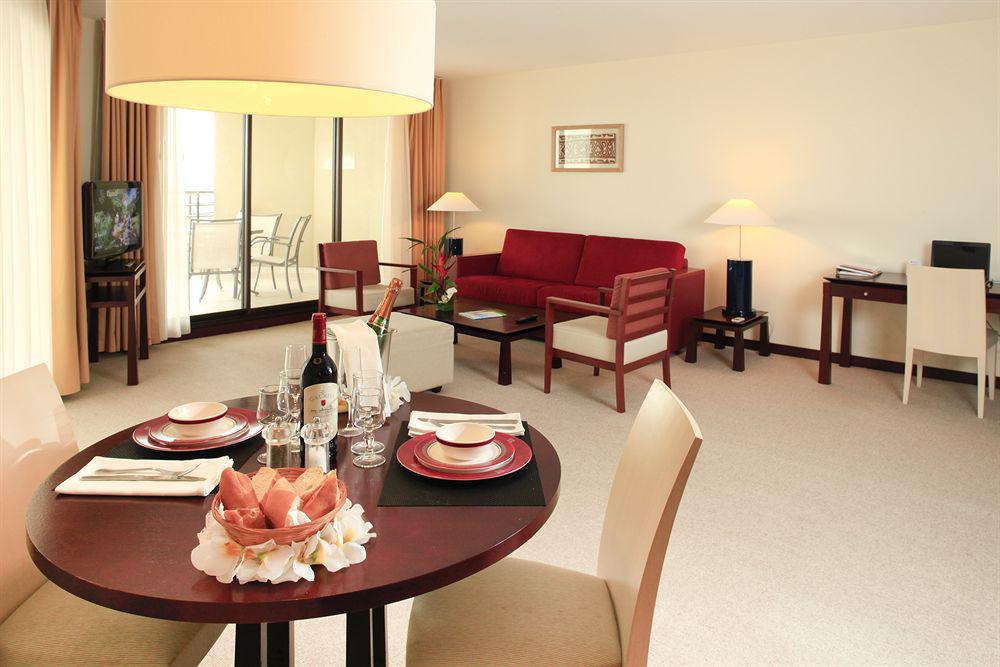 Ramada Hotel & Suites By Wyndham Noumea Luaran gambar